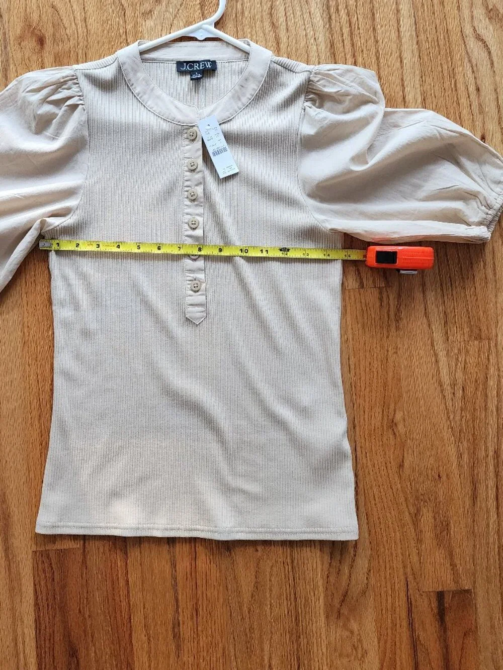 NWT J.Crew Vintage Rib Puff-Sleeve Henley Top in Beige (Size Small)